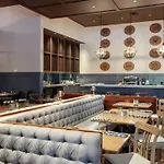 16Th Fl Bold Cozysuites With Pool, Gym #1